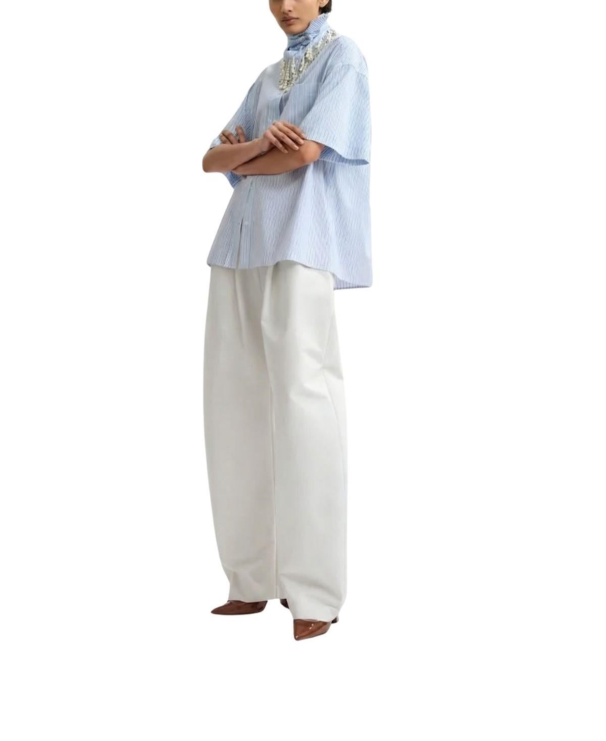 Camicia a righe con dettaglio ricamato e foulard a parte JASLEEN COMBO 1 ESSENTIEL ANTWERP