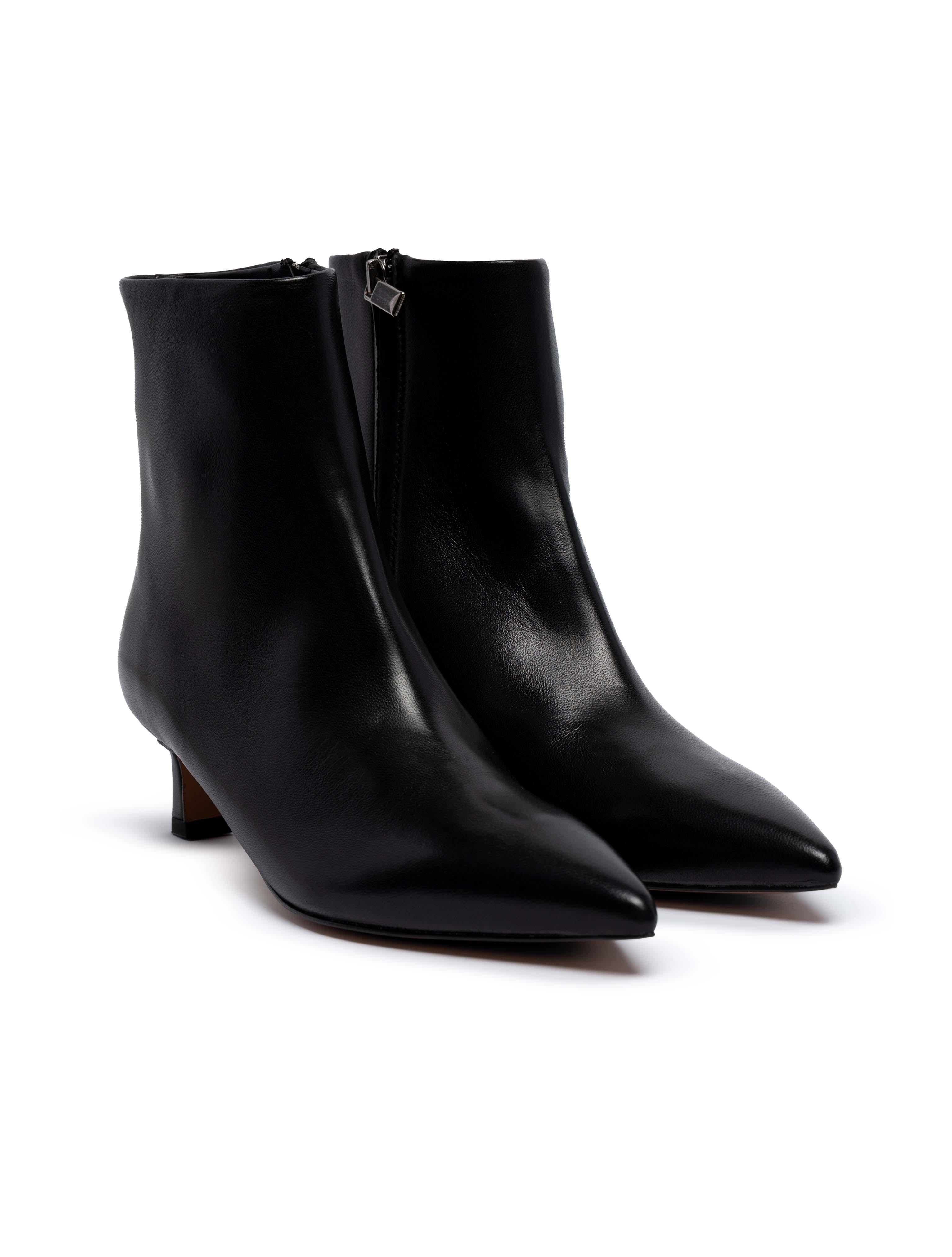 Tronchetto in nappa nera R594 N BIANCA DI