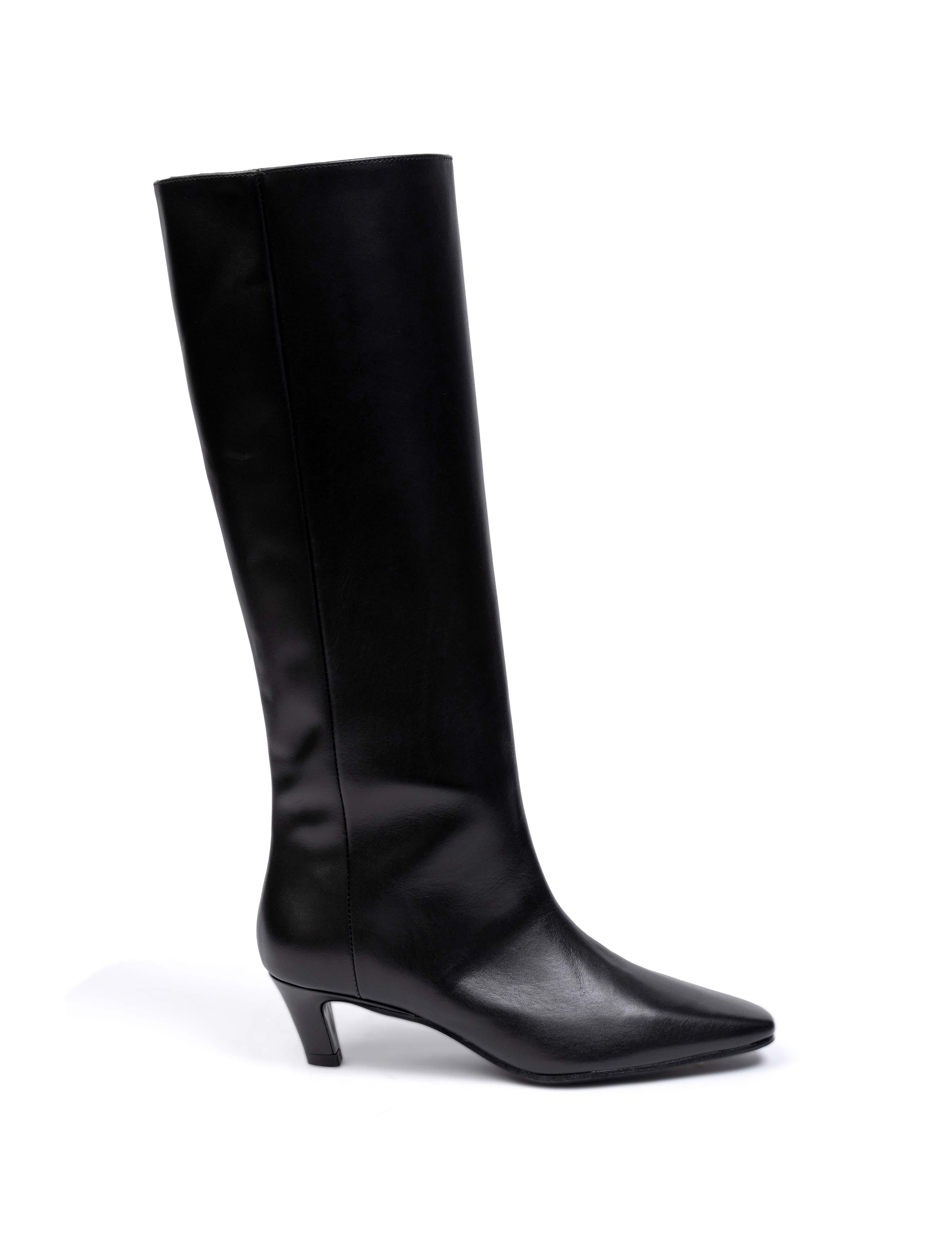 Stivale in pelle nero R2916 NERO BIANCA DI