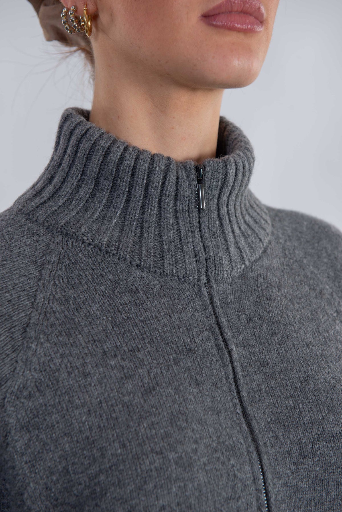 Maglia collo alto con zip grigio 3625 SHADOW ARROVESCIO 