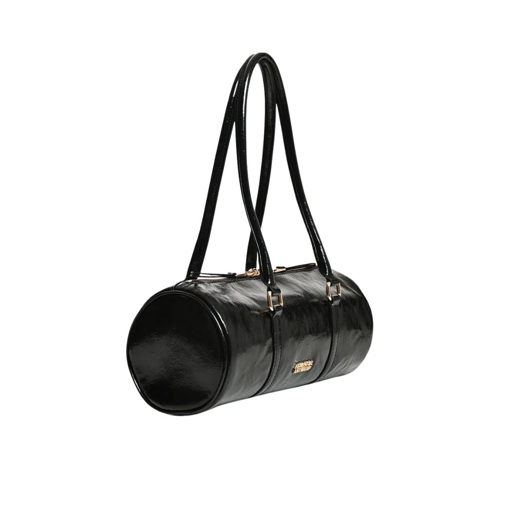 Borsa Kenneth  baguette nero lucido. KENNETH BLACK ESSENTIEL ANTWERP 