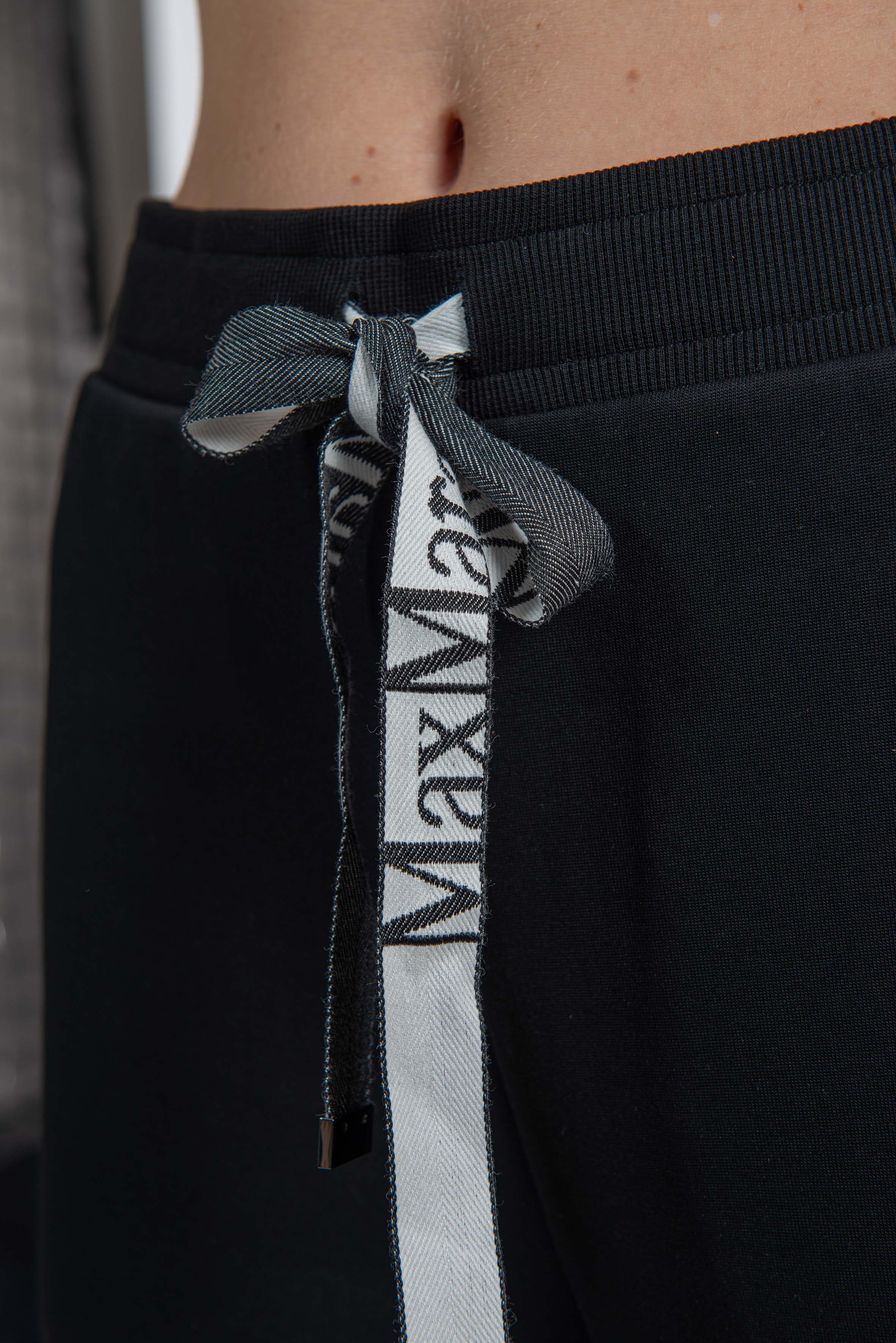 Pantalone in felpa con elastico e laccio nero BALI 005 NERO MAX MARA 
