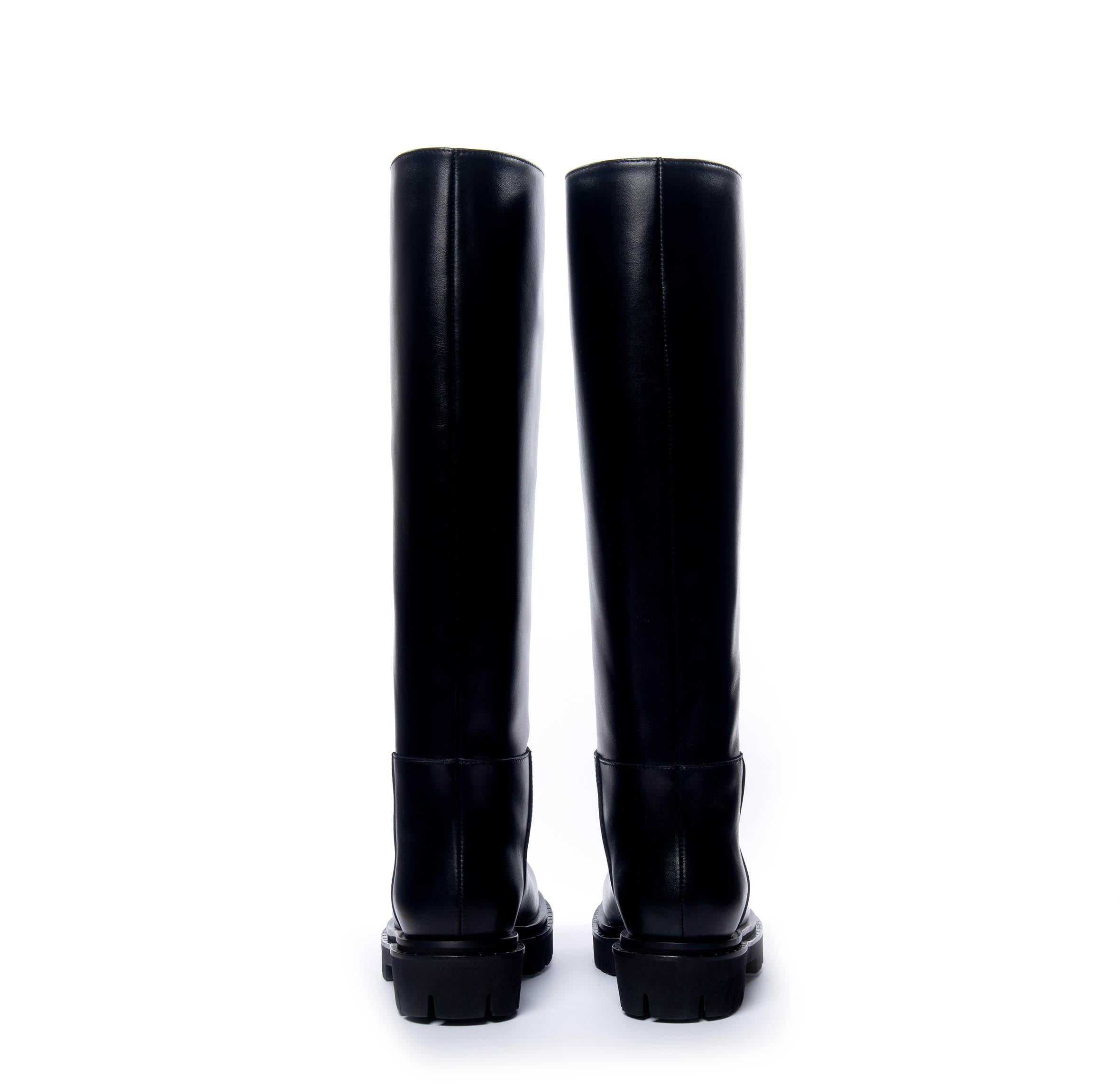 Stivale in pelle nero con borchie. 9780 N ANNA F 