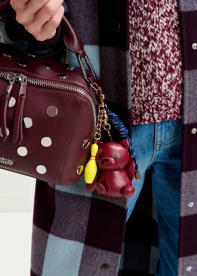 Charm orsetto IRANO MAUVE ESSENTIEL ANTWERP 