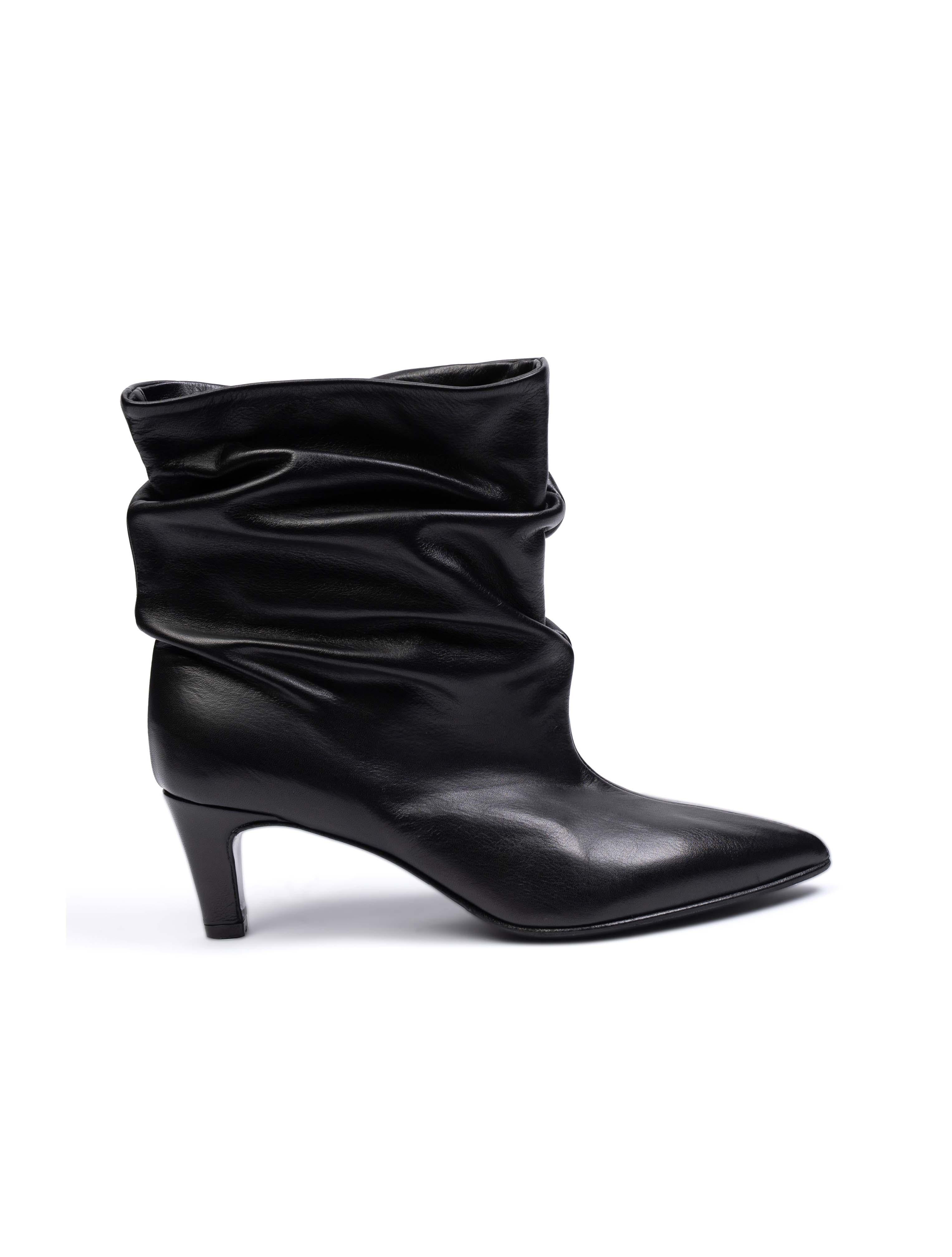 Tronchetto nero A5985 N STRATEGIA 