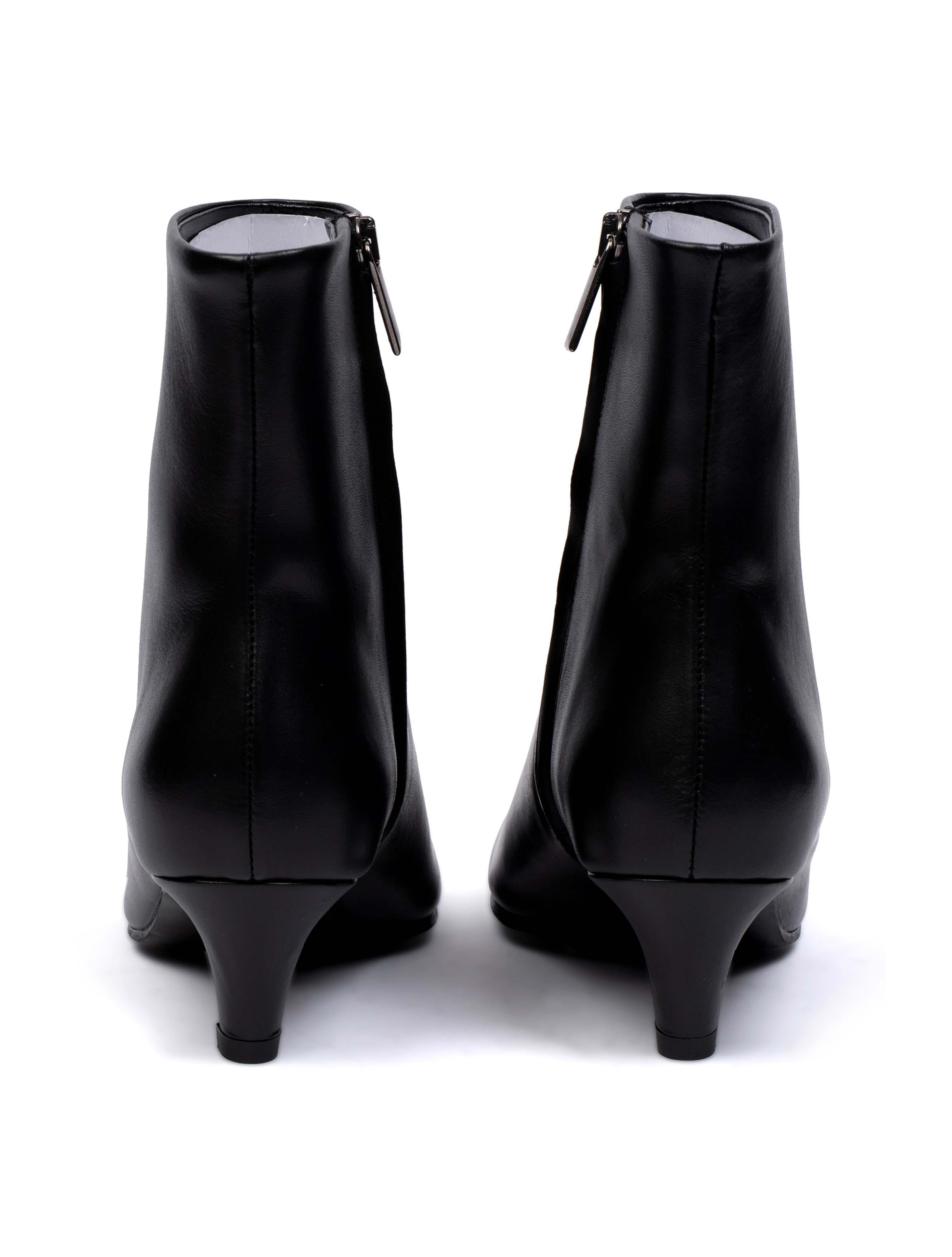 Tronchetto in pelle nera R2911 N BIANCA DI 