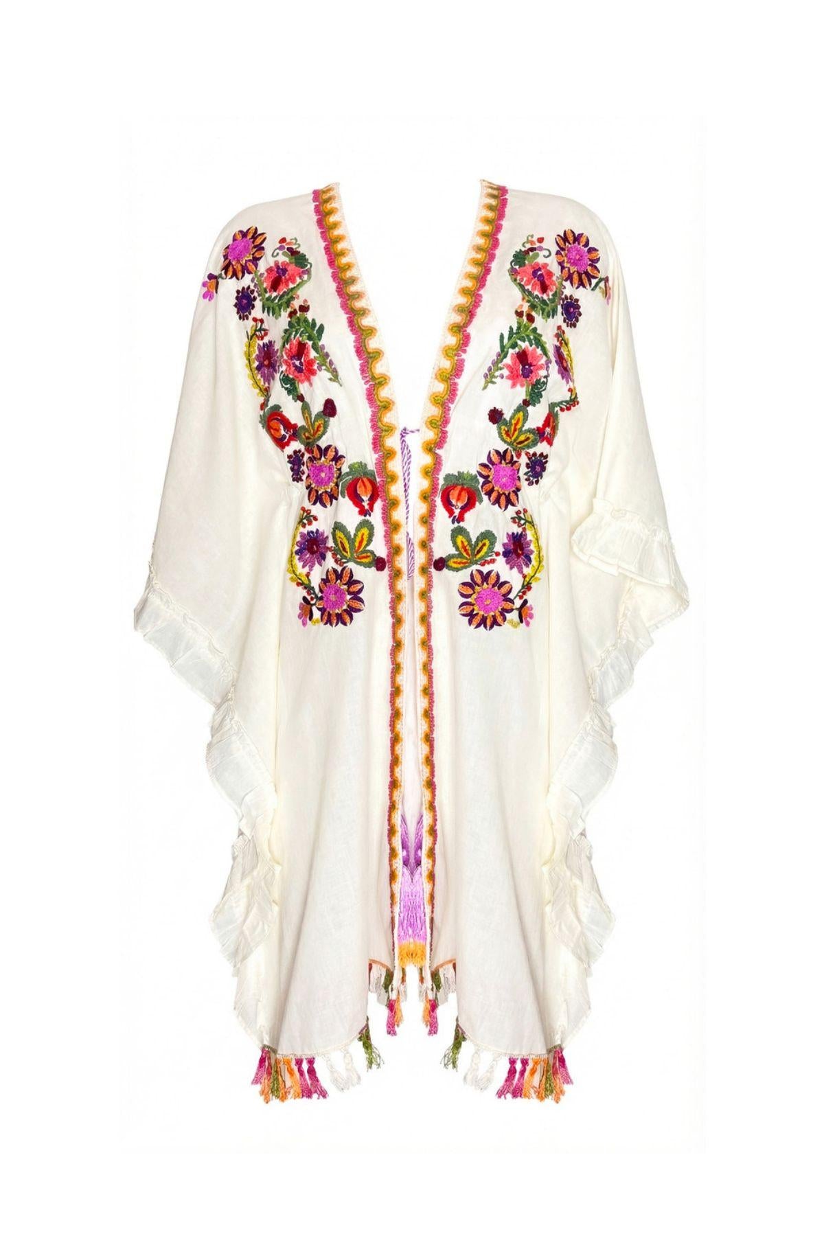 Poncho folk con ricami e nappine V6025 BIANCO MIss bikini 