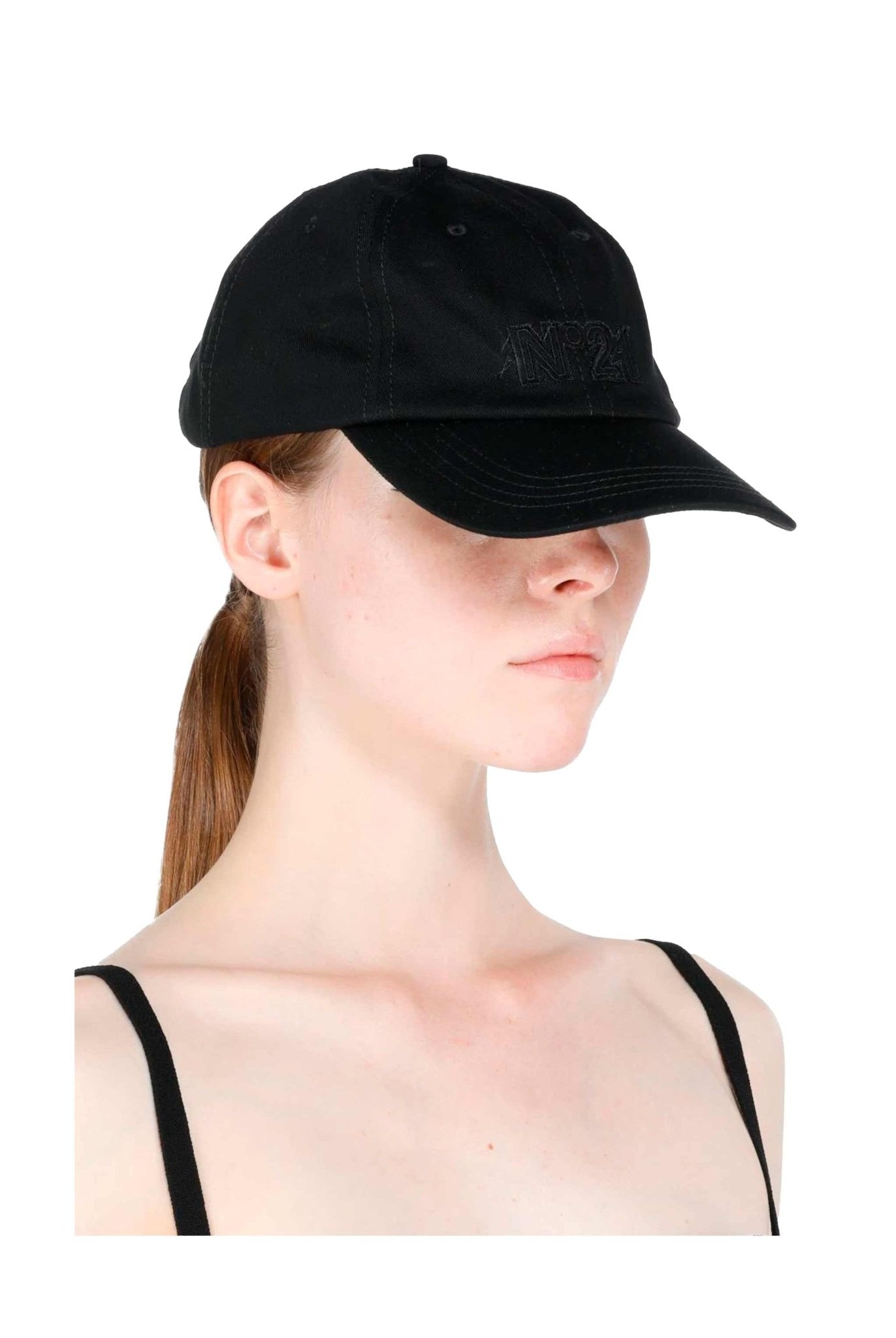 Cappello con visiera nero con logo- N°21 -Giorgioquinto