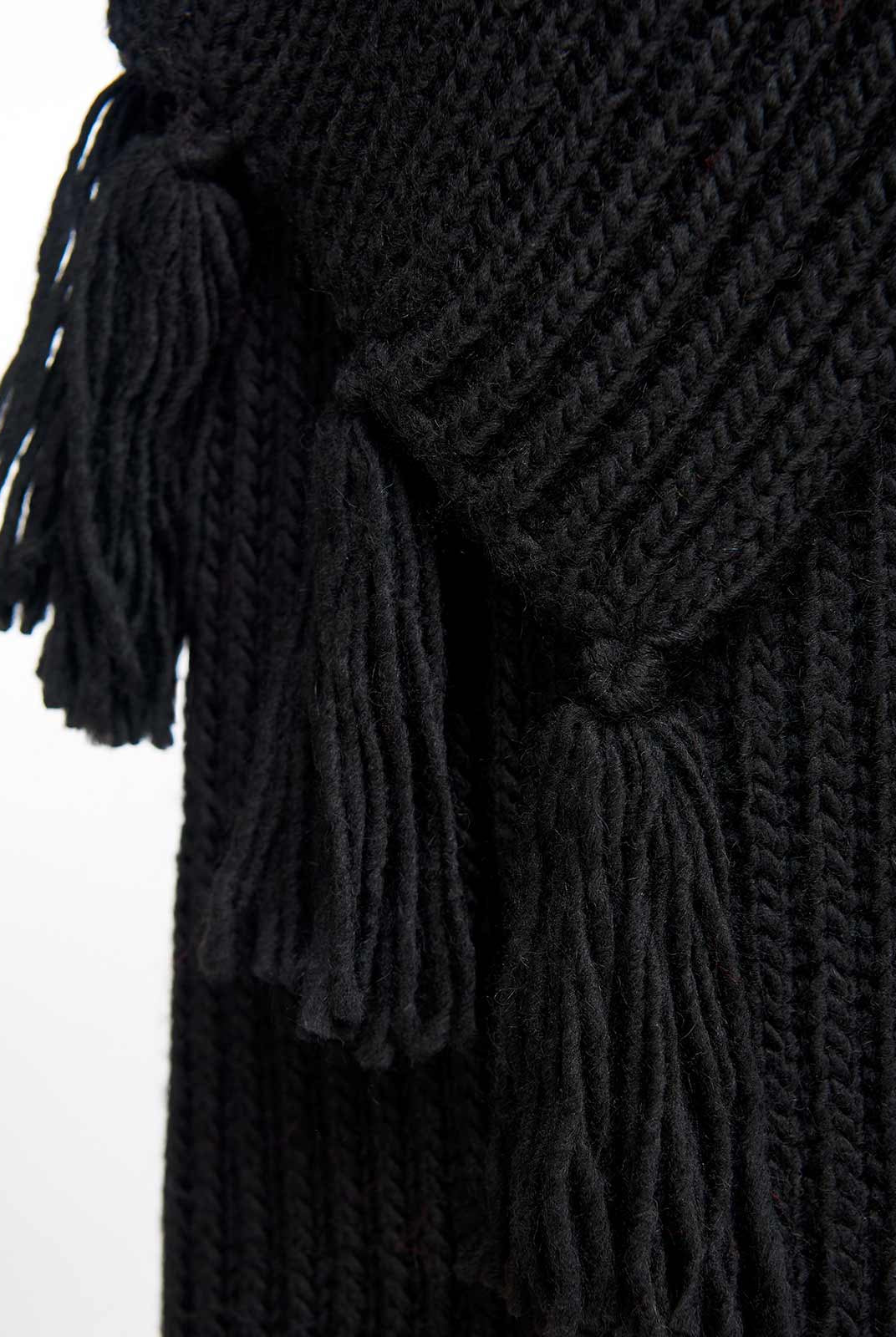 Maxi sciarpa nera- Essentiel Antwerp -Giorgioquinto